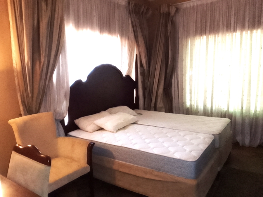 12 Bedroom Property for Sale in Olifantsnek North West